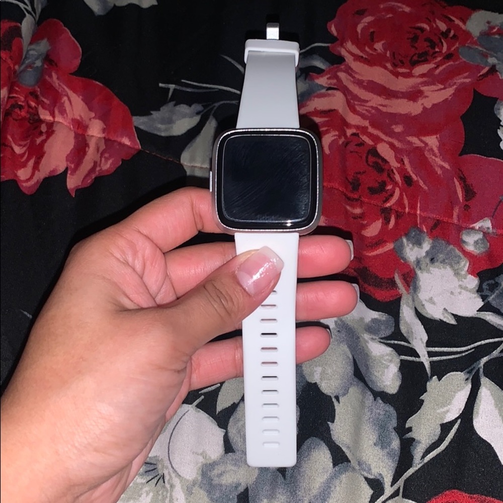 Fitbit versa lite